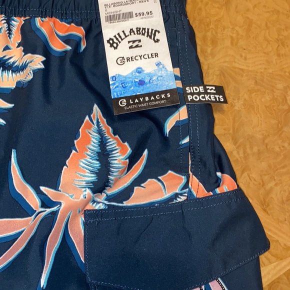 NWT!! Billabong Layback Boardshorts With Built In Bottle Opener Size Large - Picture 8 of 10